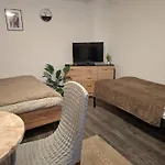 Fly & Apartment *