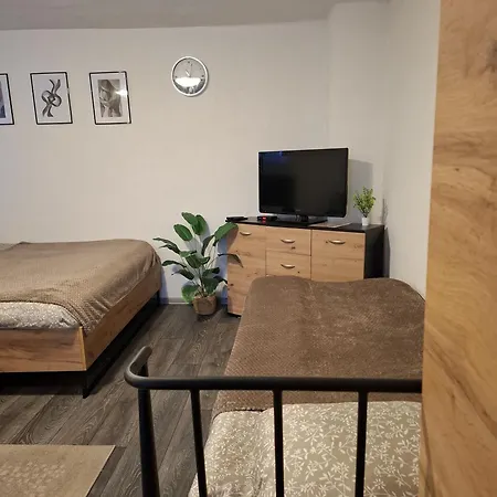 Fly & アパート *